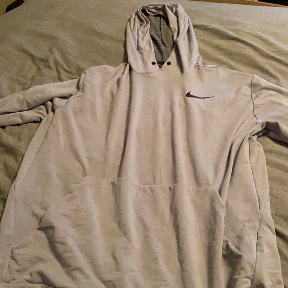 Nike pullover hoodie